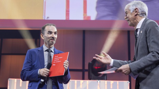 Eric Du Pasquier, lauréat de l'"Outstanding commitment award". 2022 EPFL/Unknown- CC-BY-SA 4.0