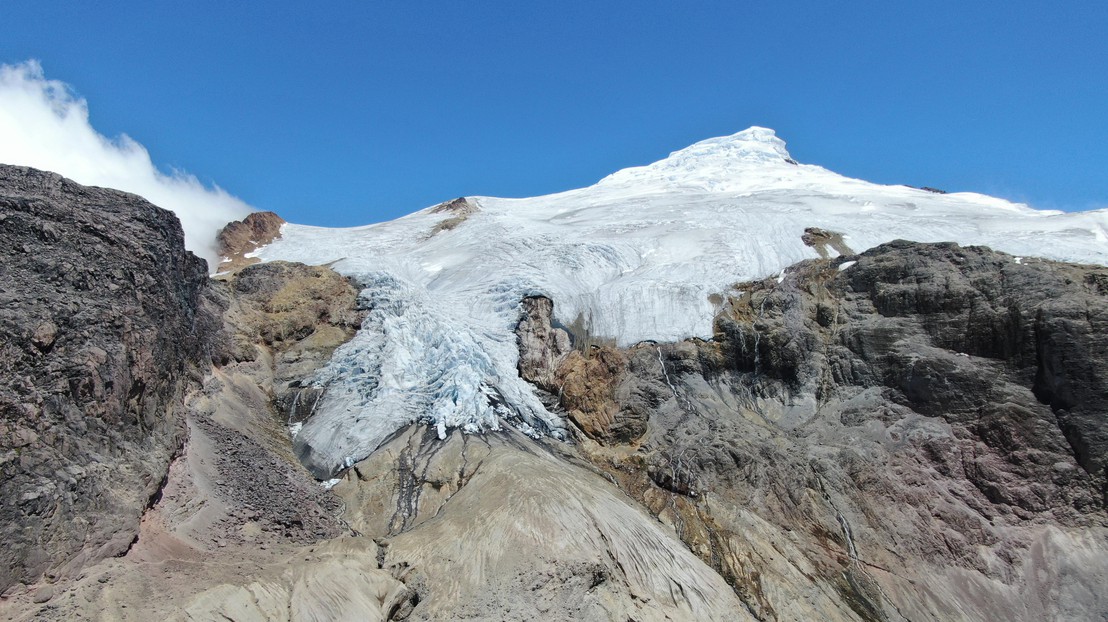 A glacier in Ecuador studied by the 