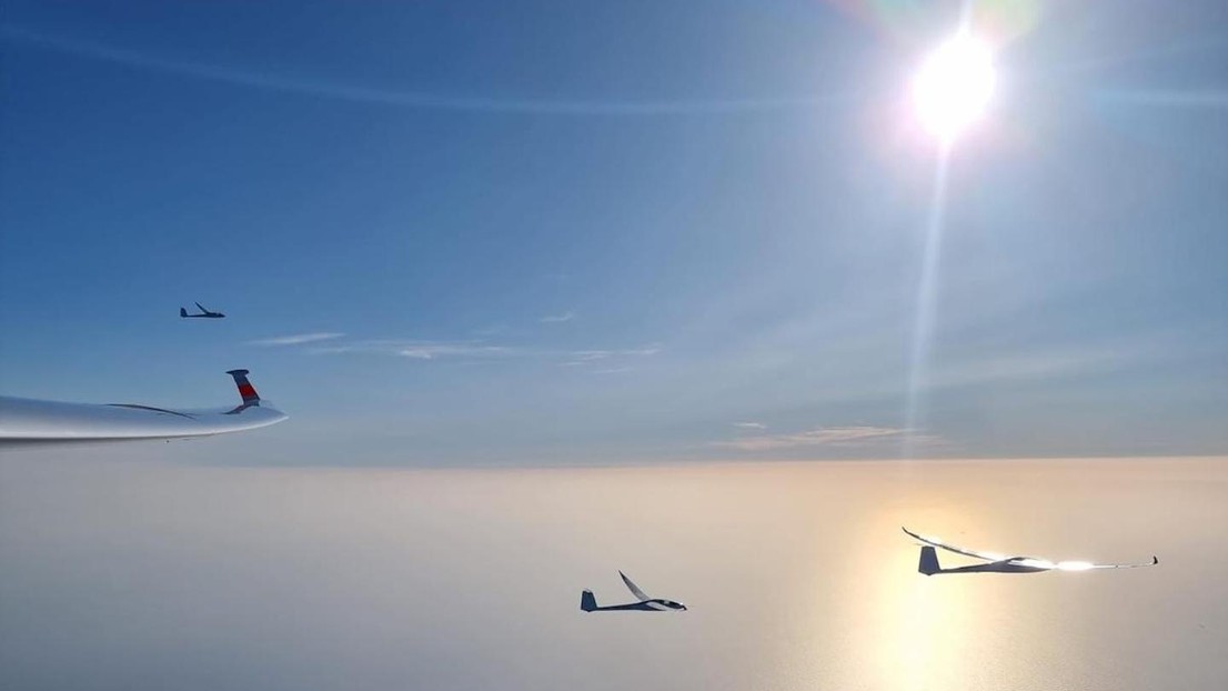 Gliders crossing the Mediterranean towards Spain © 2024 EPFL/Michael Witschi  - CC-BY-SA 4.0