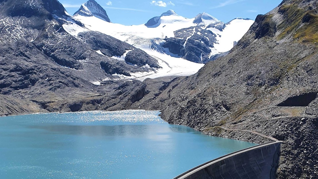 The Gries glacier and dam in 2020. © Andrea Baumer The Gries glacier and dam in 2020. © Andrea Baumer