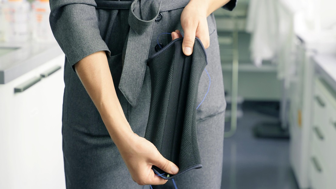 The FIMAP Lab's smart knee brace. 2025 EPFL/Hugo Masson CC BY SA The FIMAP Lab's smart knee brace. 2025 EPFL/Hugo Masson CC BY SA