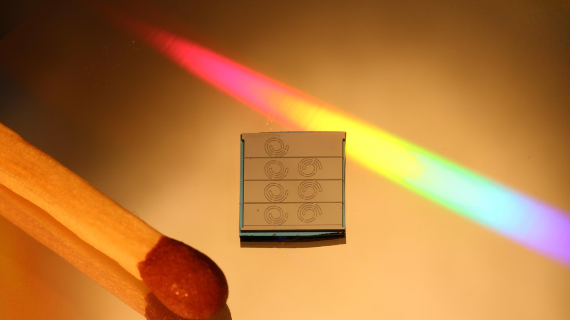 An optical microresonator © 2014 EPFL/Tobias Kippenberg An optical microresonator © 2014 EPFL/Tobias Kippenberg