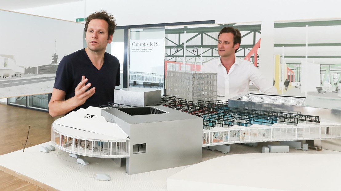 Kersten Geers (left) and David Van Severen explaining their model. © Alain Herzog / EPFL 2015 Kersten Geers (left) and David Van Severen explaining their model. © Alain Herzog / EPFL 2015