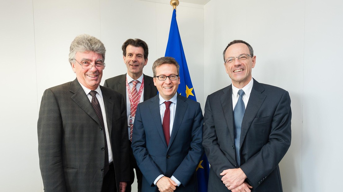 l. to r..: Patrick Aebischer (EPFL), Roberto Balzaretti (EU Swiss ambassador), Carlos Moedas (EU, Head of Research and Innovation), Lino Guzzella (ETH Zürich). l. to r..: Patrick Aebischer (EPFL), Roberto Balzaretti (EU Swiss ambassador), Carlos Moedas (EU, Head of Research and Innovation), Lino Guzzella (ETH Zürich).