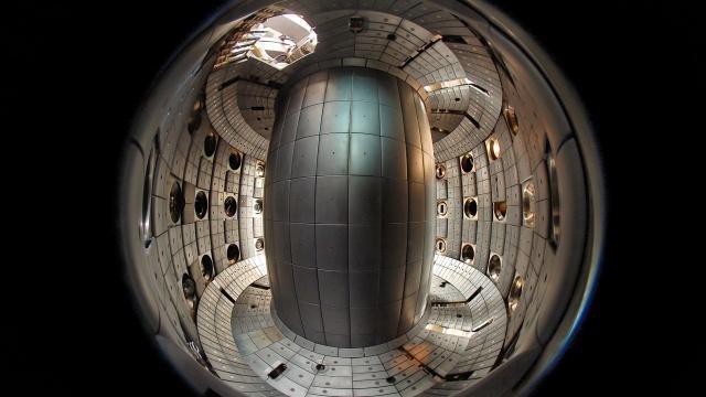 Interior view of EPFL tokamak