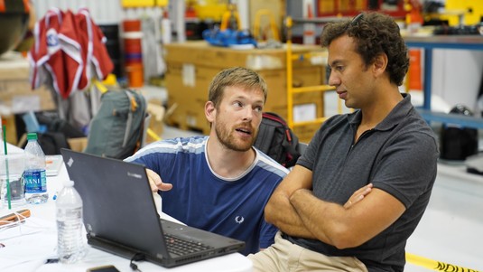 © 2018 Alban Kakulya